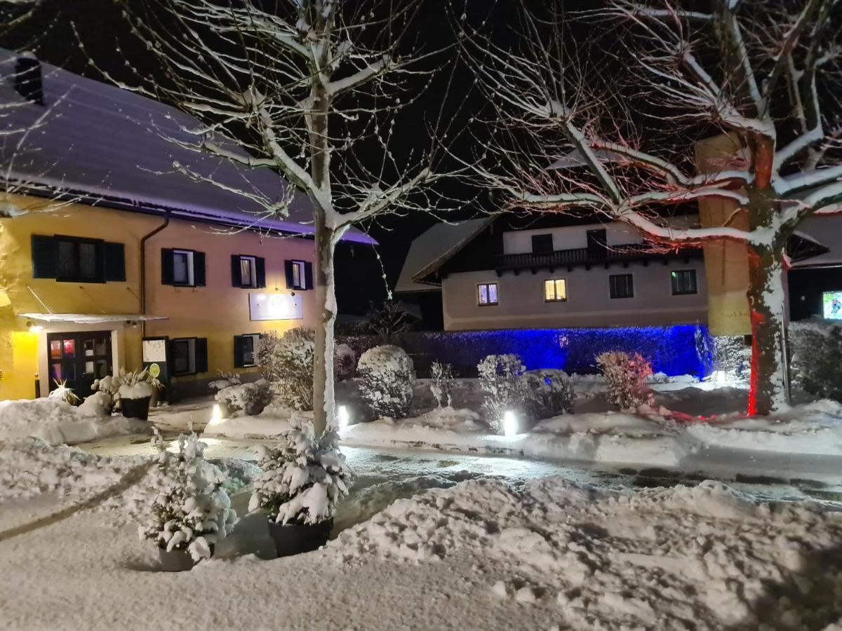 Gasthof Zur Strass Eugendorf Eksteriør bilde